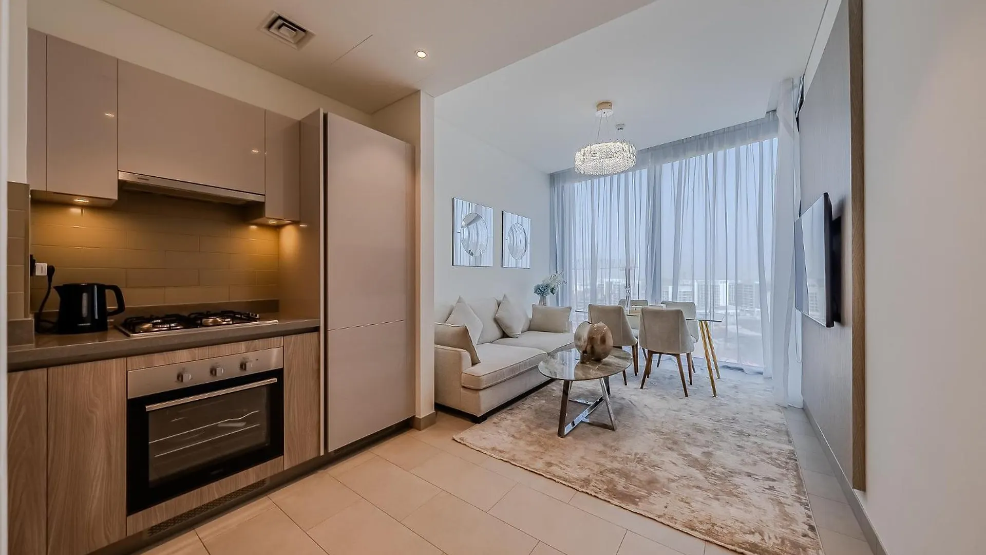 Stylish 1 Bdr Apartment In Sobha Waves Dubai